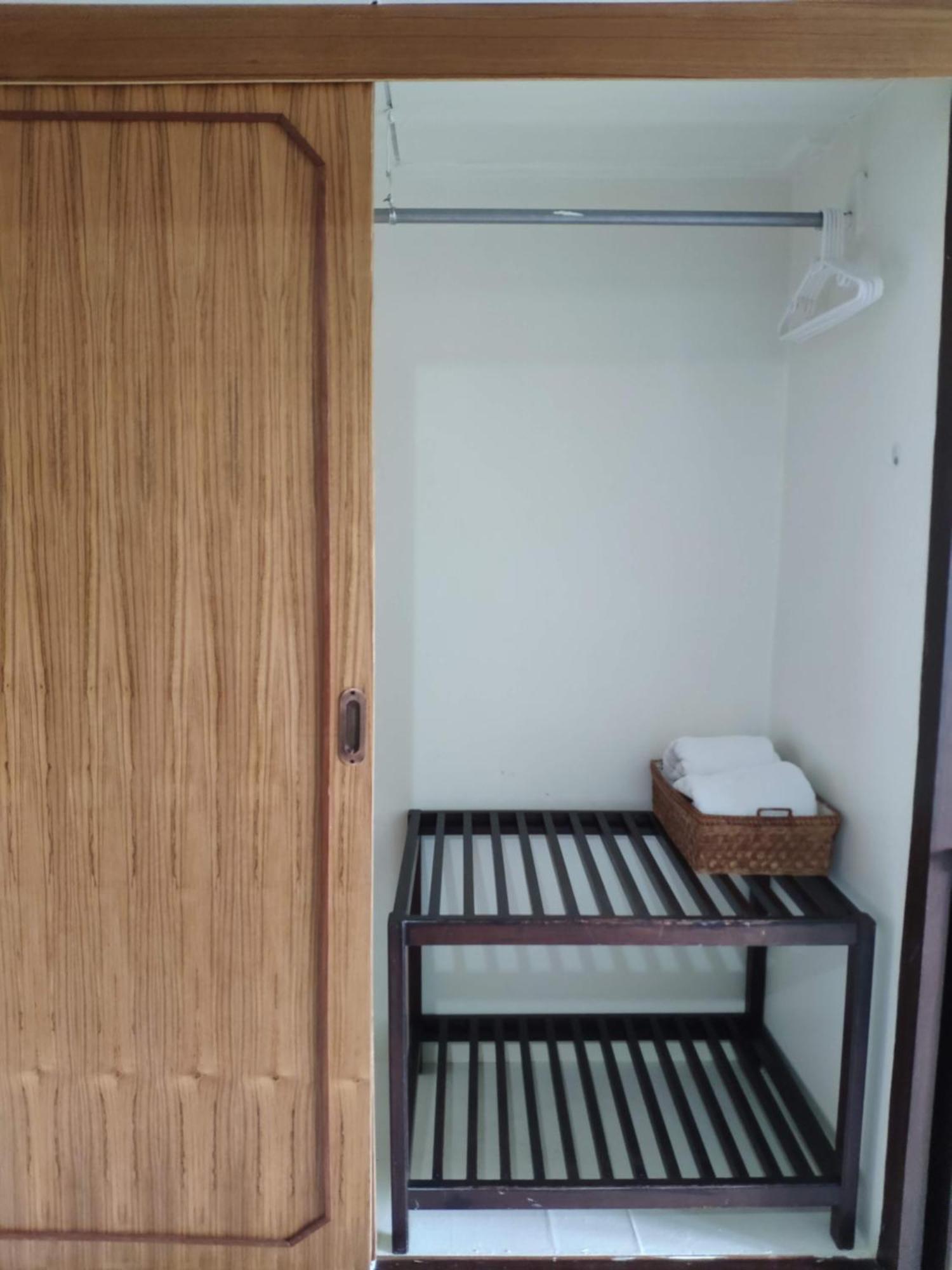 Changpuak Hotel Chiang Mai Bagian luar foto