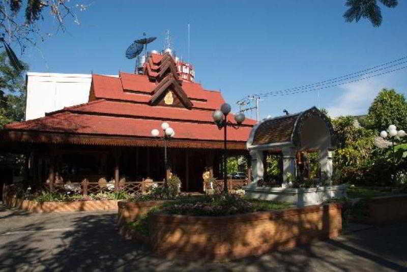 Changpuak Hotel Chiang Mai Bagian luar foto