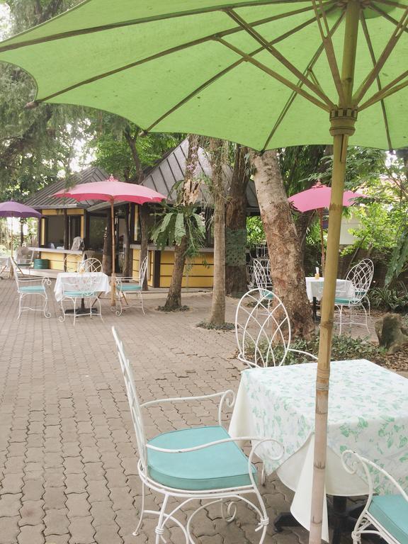 Changpuak Hotel Chiang Mai Bagian luar foto
